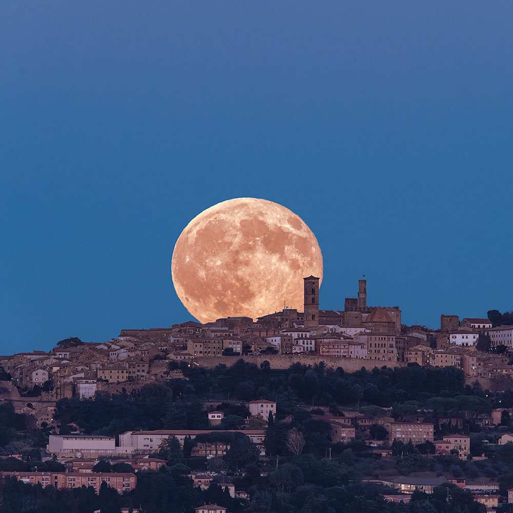 come orientarsi nel cielo di notte luna volterra